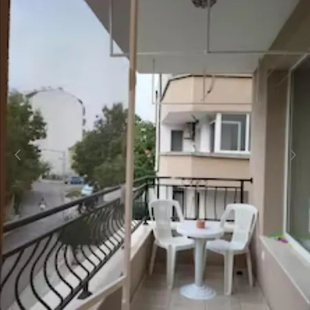 Apartment Comfy & Quiet 2 Bed Flat Great Location Parking *